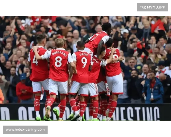 诺丁汉森林球员谢场，客场球迷高歌致敬主帅戴伊